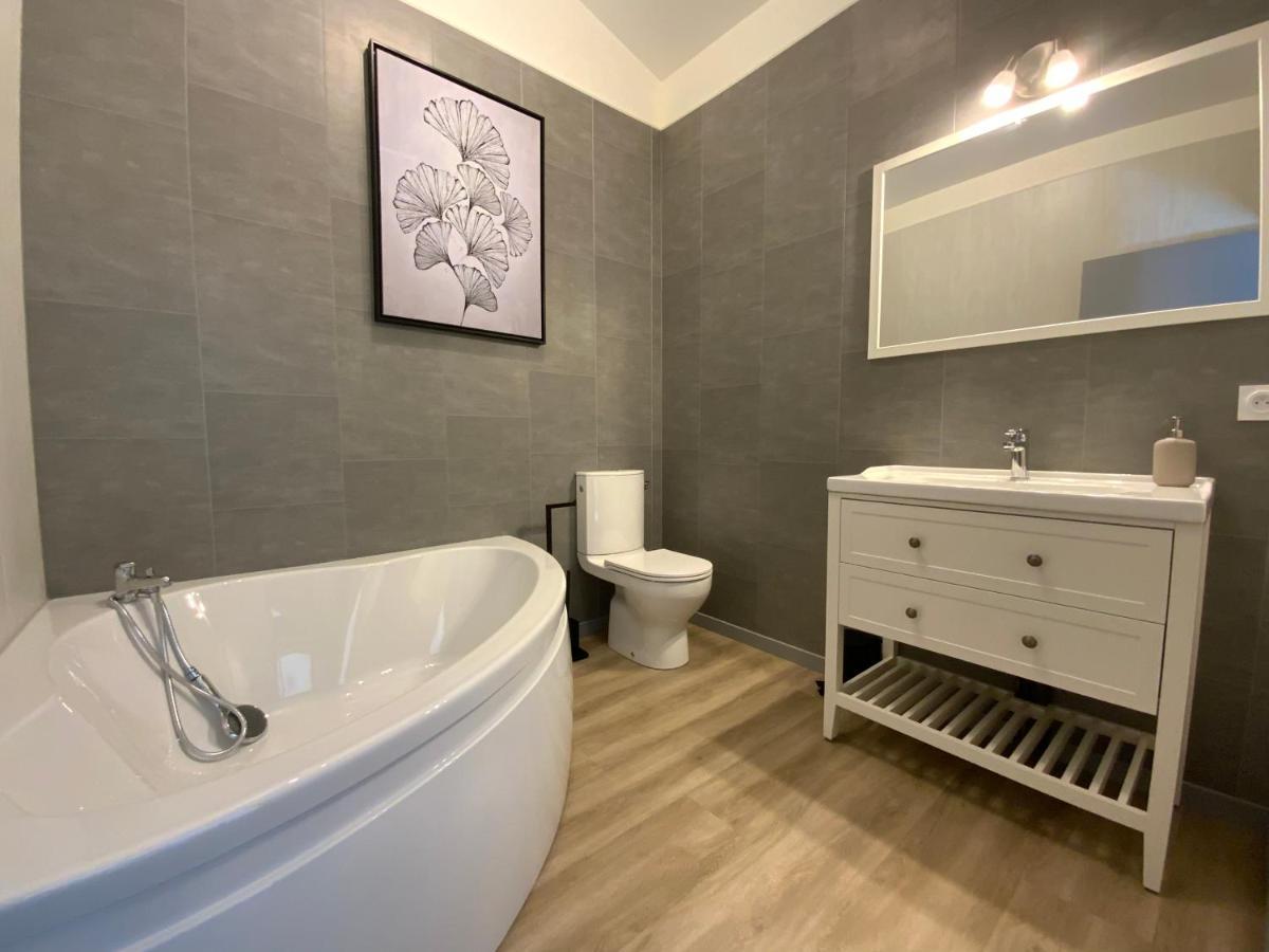 Chez Le Damian Villa Neuville  ภายนอก รูปภาพ